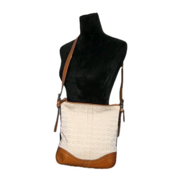 COACH Signature Soft Duffle Canvas Leather White Brown Crossbody Bag 10944 Euc - Picture 2 of 13